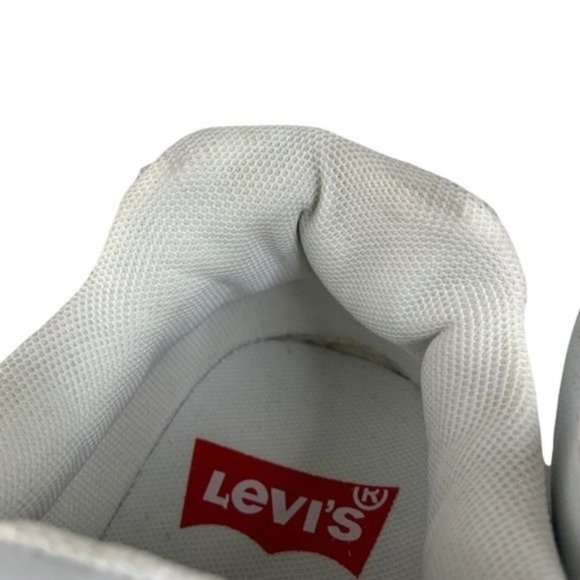 Levi’s White Lace Up Faux Leather Sneakers - Picture 7 of 8